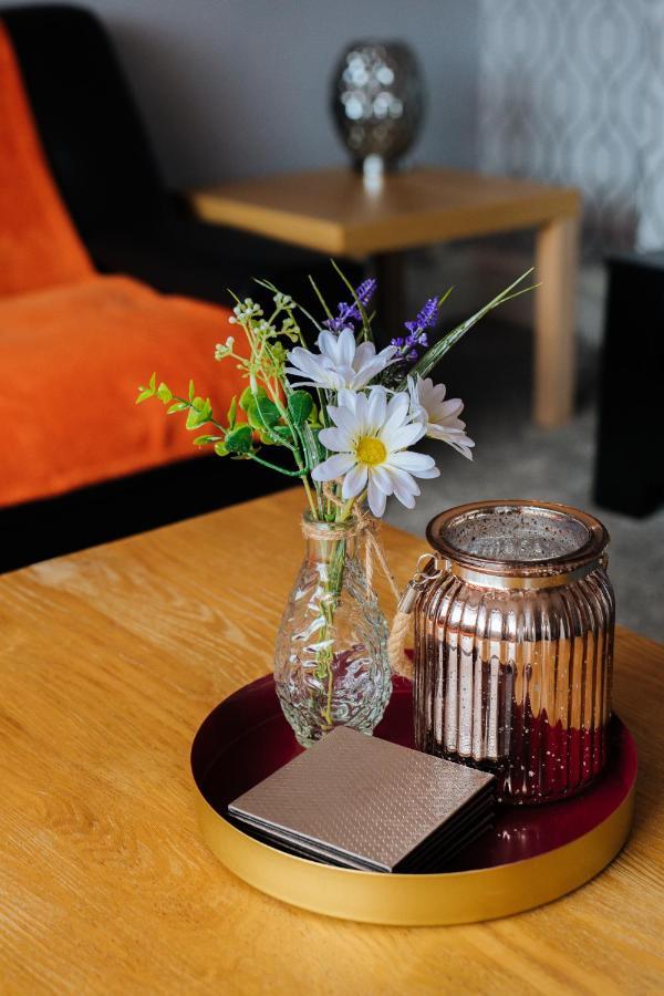 York House - Short Stay Leeds 利兹 外观 照片