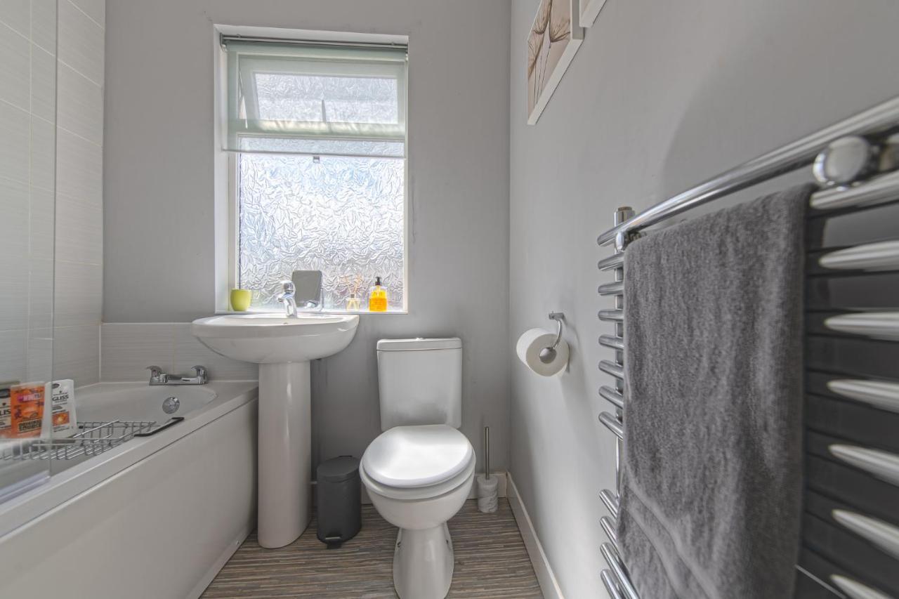 York House - Short Stay Leeds 利兹 外观 照片