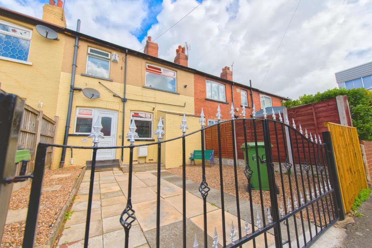 York House - Short Stay Leeds 利兹 外观 照片