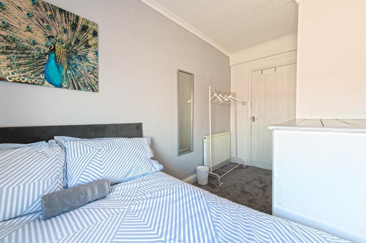 York House - Short Stay Leeds 利兹 外观 照片